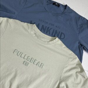 Lot of 2 Men’s Tee Shirt Bundle Medium Short Sleeve 7 for all Mankind Pull&Bear